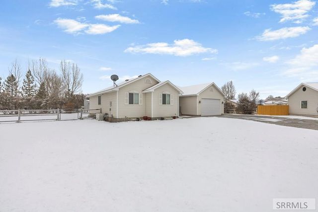 4388 E Aschli Lane, Idaho Falls, ID 83406