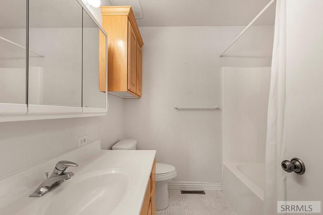 4388 E Aschli Lane, Idaho Falls, ID 83406