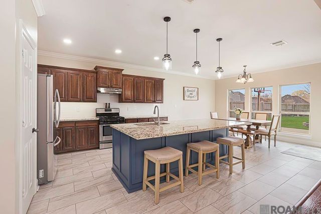 41131 Lakeway Cove Ave, Gonzales, LA 70737