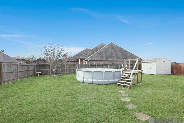 41131 Lakeway Cove Ave, Gonzales, LA 70737