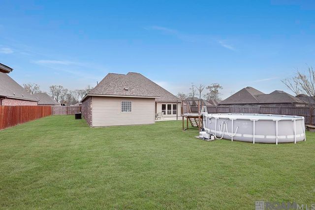 41131 Lakeway Cove Ave, Gonzales, LA 70737