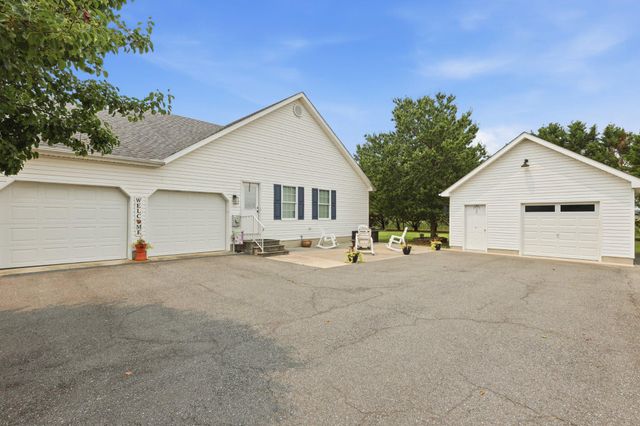16495 OLD FURNACE RD, Georgetown, DE 19947