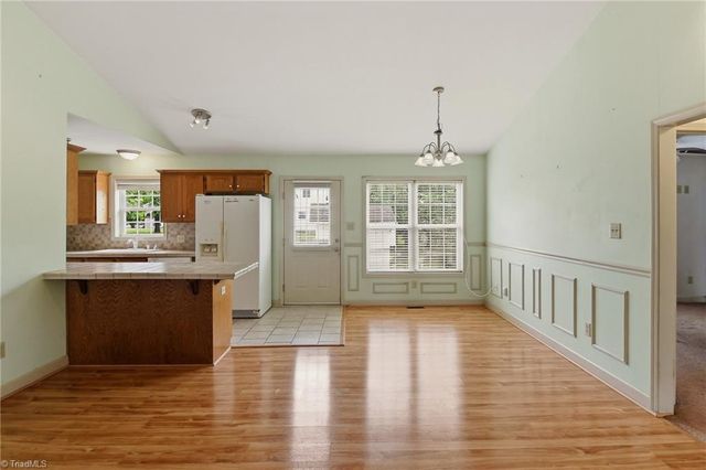 108 Mccleskey Drive, Yadkinville, NC 27055