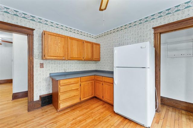 1558 E Madison Street, Eau Claire, WI 54703