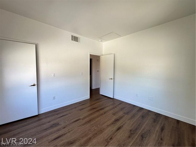 2010 Rancho Lake Drive 204, Las Vegas, NV 89108