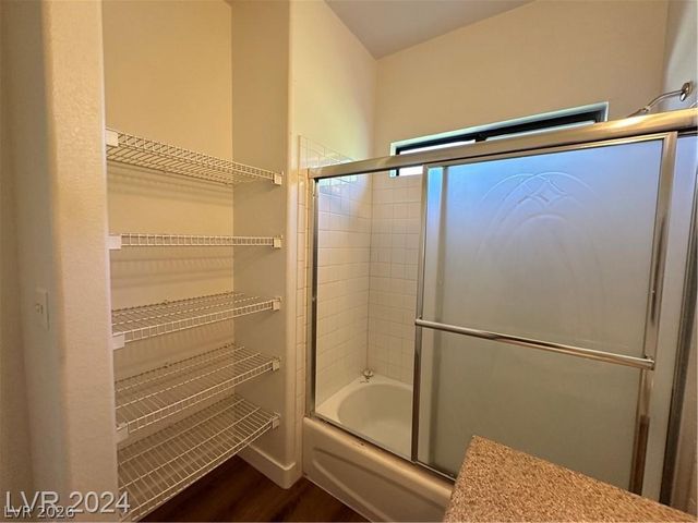2010 Rancho Lake Drive 204, Las Vegas, NV 89108