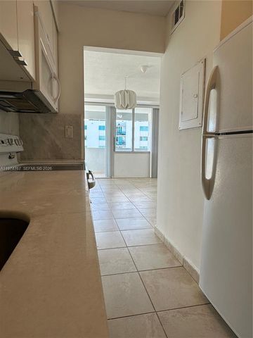 7545 E Treasure Dr 9I, North Bay Village, FL 33141