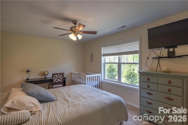 101 Towne Place, Clyde, NC 28721