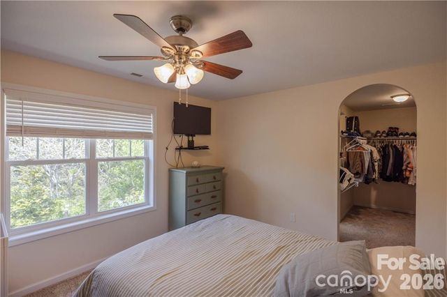 101 Towne Place, Clyde, NC 28721
