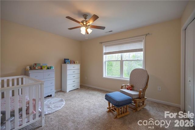 101 Towne Place, Clyde, NC 28721
