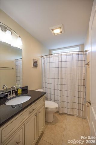 101 Towne Place, Clyde, NC 28721