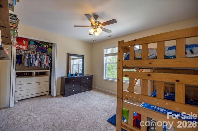 101 Towne Place, Clyde, NC 28721