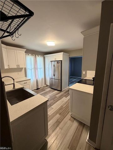 3328 Candlewood DR, Hampton, VA 23666