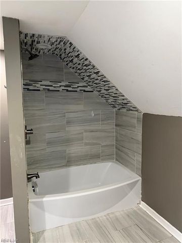 3328 Candlewood DR, Hampton, VA 23666