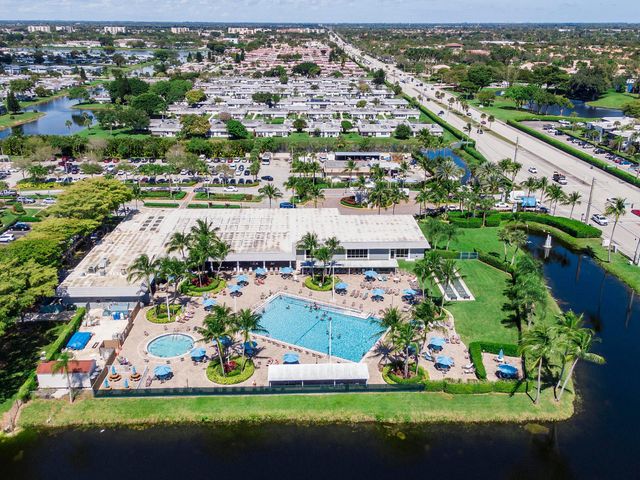 220 Seville J, Delray Beach, FL 33446