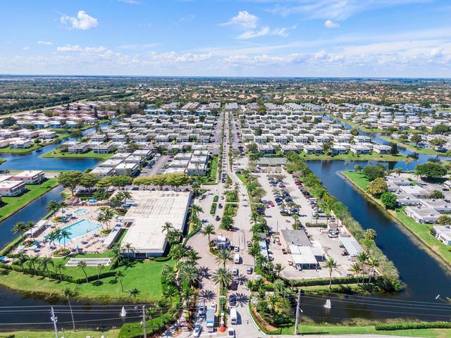 220 Seville J, Delray Beach, FL 33446