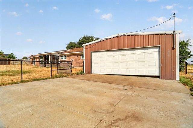 12653 fm 2331, Godley, TX 76044
