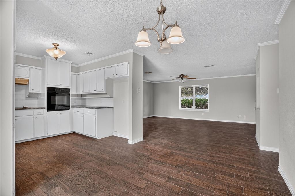 12653 fm 2331, Godley, TX 76044 — photo 4