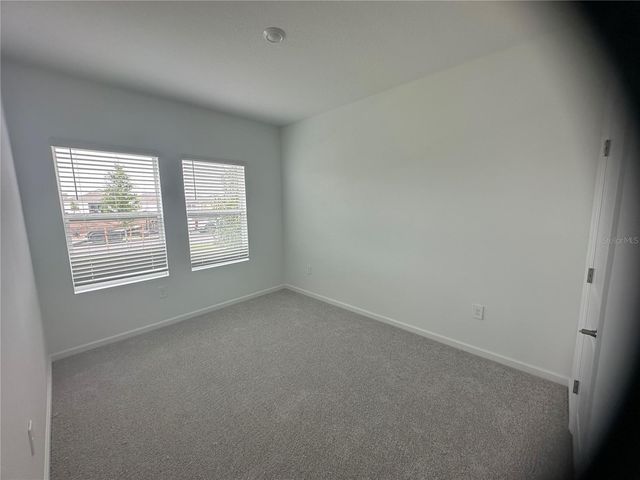 5633 FIONA LANE, St Cloud, FL 34771