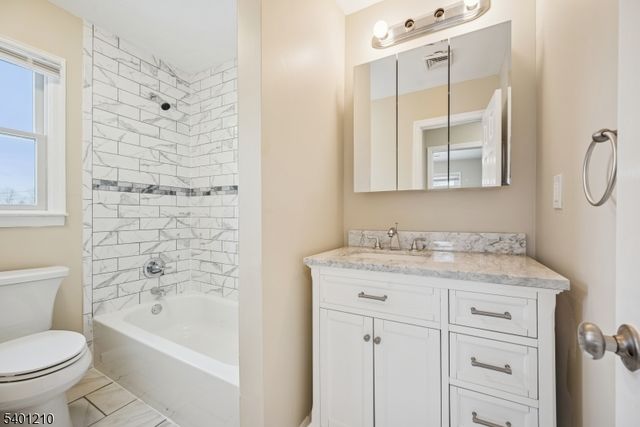 827 Limecrest Rd, Andover Twp., NJ 07860