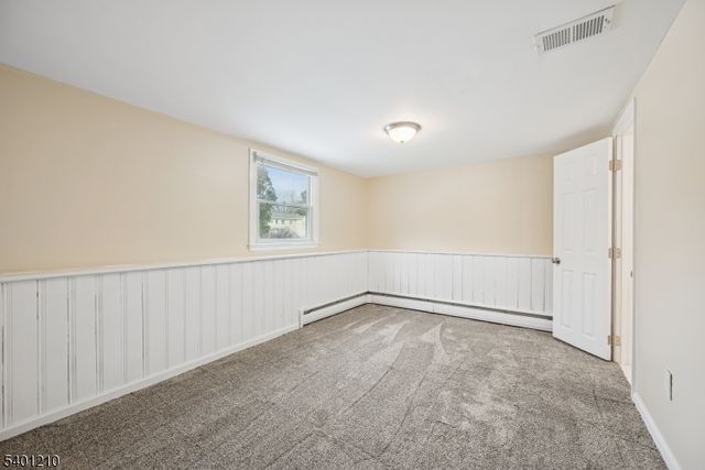 827 Limecrest Rd, Andover Twp., NJ 07860