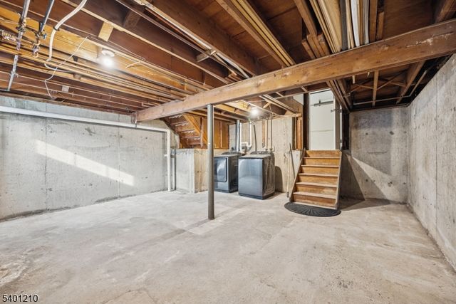 827 Limecrest Rd, Andover Twp., NJ 07860