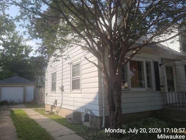 4239 N 38th STREET, Milwaukee, WI 53216