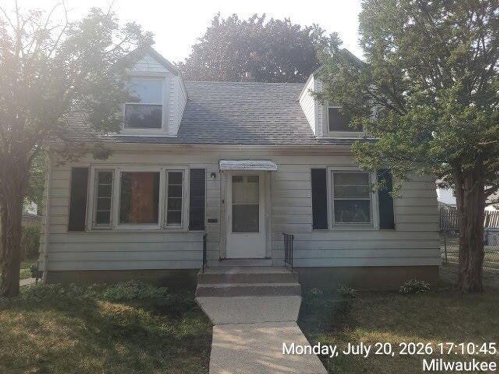 4239 N 38th STREET, Milwaukee, WI 53216
