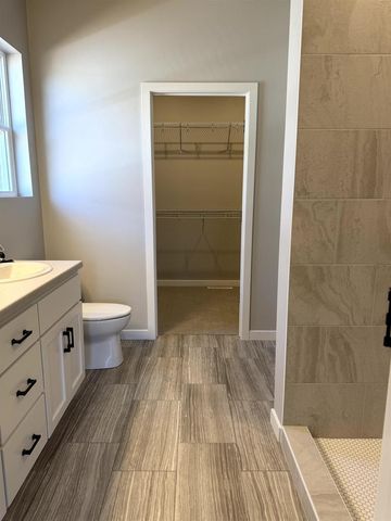 1433 DIVINITY DRIVE, De Pere, WI 54115