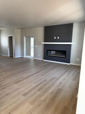 1433 DIVINITY DRIVE, De Pere, WI 54115