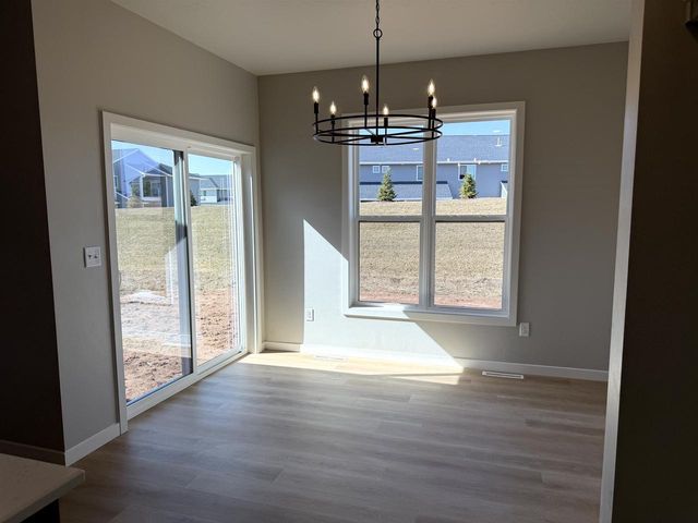 1433 DIVINITY DRIVE, De Pere, WI 54115