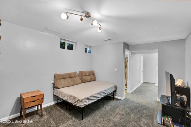 123 Twin Eagles Pkwy, Mt Washington, KY 40047