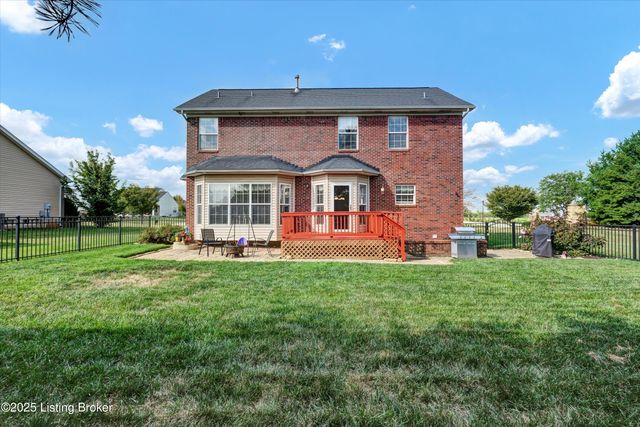 123 Twin Eagles Pkwy, Mt Washington, KY 40047