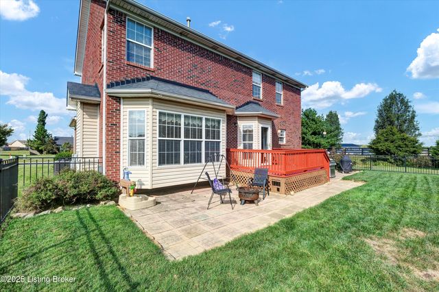 123 Twin Eagles Pkwy, Mt Washington, KY 40047