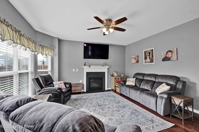 123 Twin Eagles Pkwy, Mt Washington, KY 40047