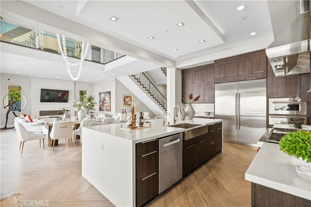 55 Hartman, Irvine, CA 92618