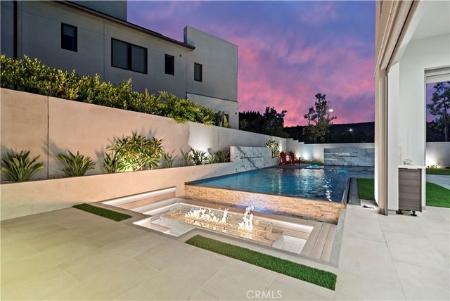 55 Hartman, Irvine, CA 92618