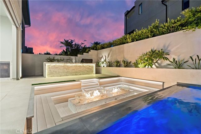 55 Hartman, Irvine, CA 92618