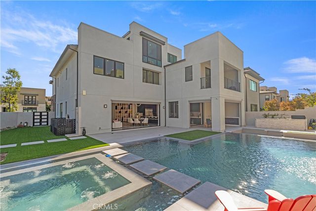 55 Hartman, Irvine, CA 92618