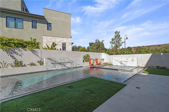 55 Hartman, Irvine, CA 92618