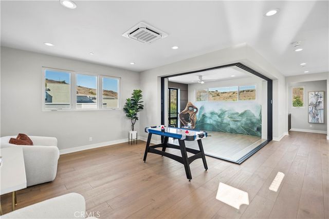 55 Hartman, Irvine, CA 92618