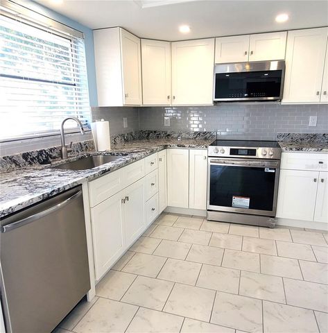 531 S NEPONSIT DRIVE, Venice, FL 34293