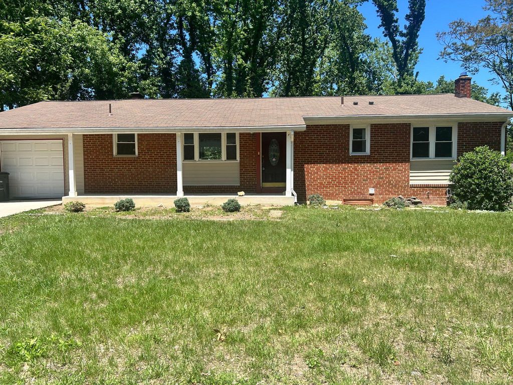 4514 SIMMONS LN, Temple Hills, MD 20748