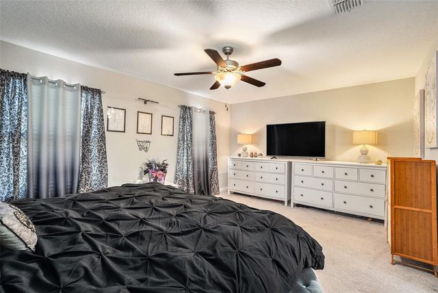 4022 WILD SENNA BOULEVARD, Tampa, FL 33619