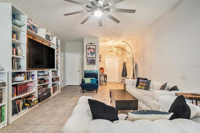 4022 WILD SENNA BOULEVARD, Tampa, FL 33619