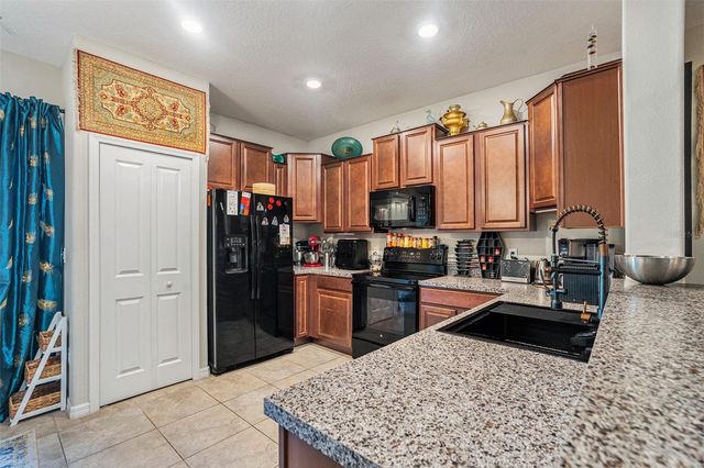 4022 WILD SENNA BOULEVARD, Tampa, FL 33619