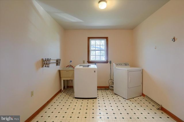 230 EWELL AVE, Gettysburg, PA 17325