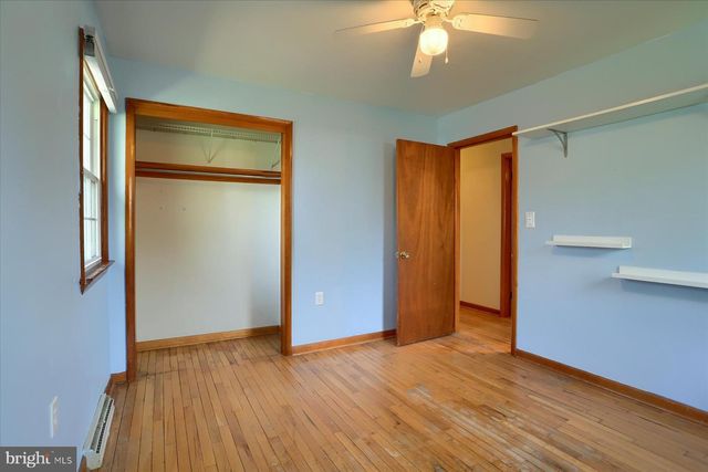 230 EWELL AVE, Gettysburg, PA 17325