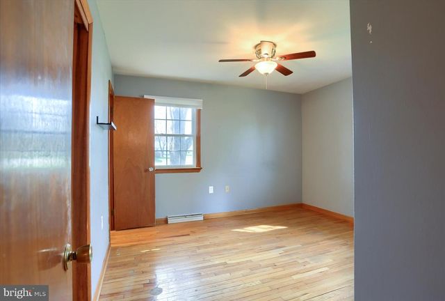 230 EWELL AVE, Gettysburg, PA 17325