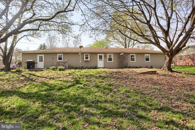 230 EWELL AVE, Gettysburg, PA 17325